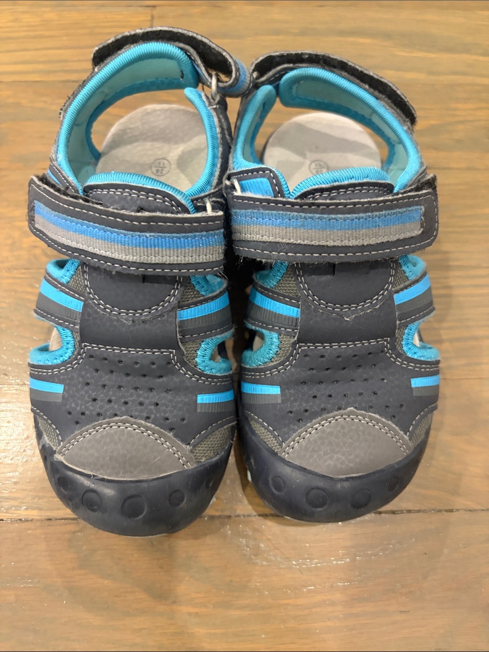 Kids 11 Navy and Turquoise Sport Sandals euc